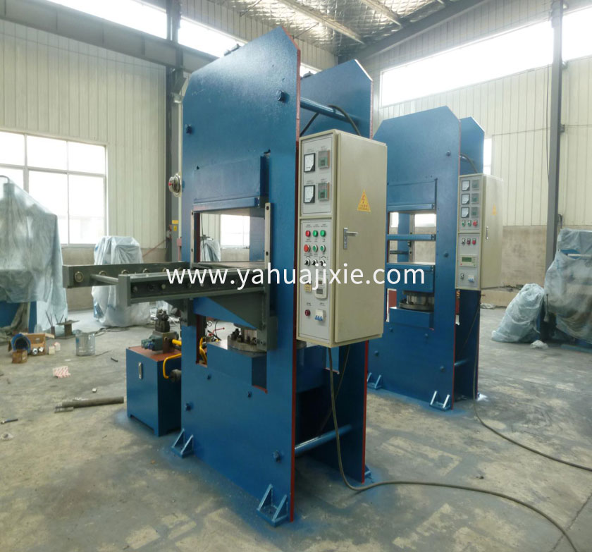 手動(dòng)推拉模裝置硫化機(jī)